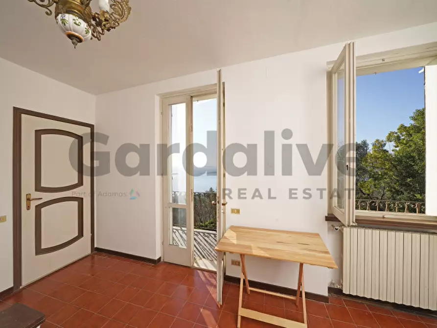 Immagine 9 di Appartamento in vendita  in Via Panoramica 33 a Gardone Riviera