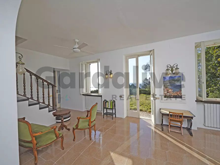 Immagine 12 di Appartamento in vendita  in Via Panoramica 33 a Gardone Riviera