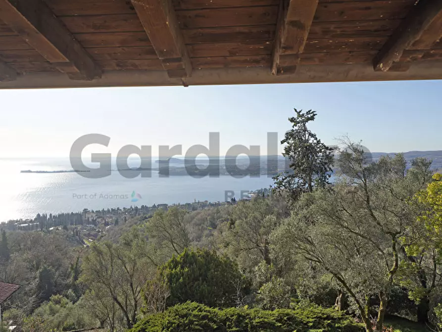 Immagine 14 di Appartamento in vendita  in Via Panoramica 33 a Gardone Riviera