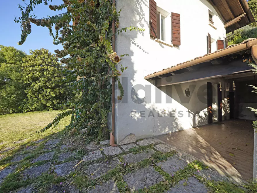 Immagine 16 di Appartamento in vendita  in Via Panoramica 33 a Gardone Riviera