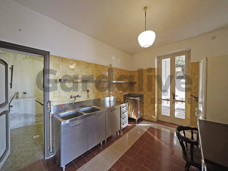 Immagine 26 di Appartamento in vendita  in Via Panoramica 33 a Gardone Riviera