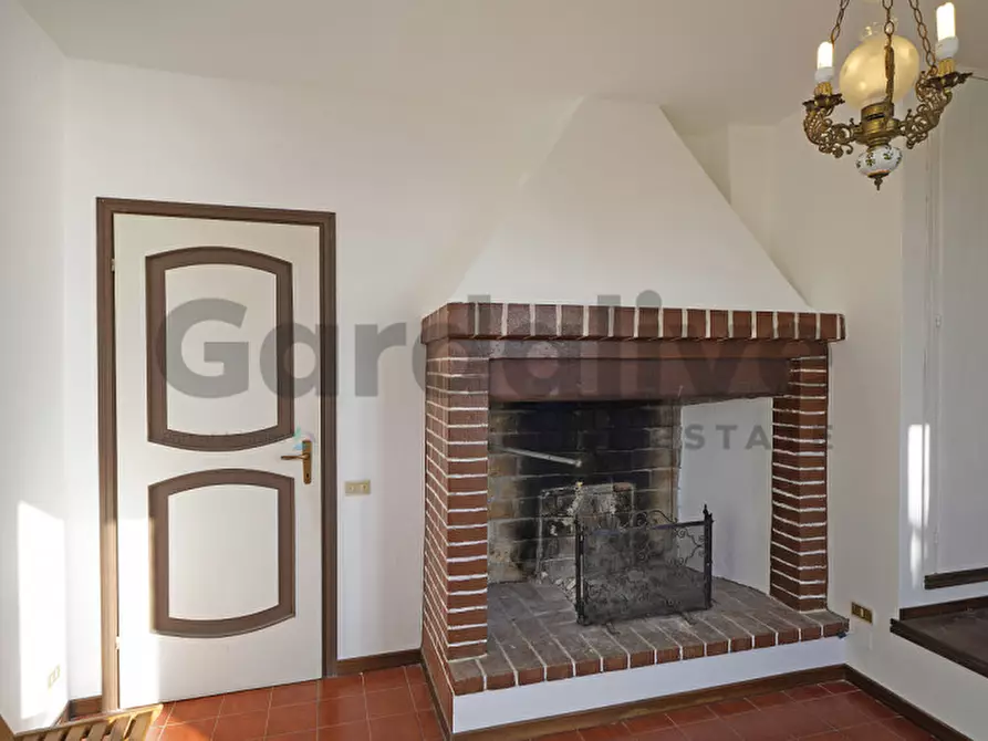 Immagine 35 di Appartamento in vendita  in Via Panoramica 33 a Gardone Riviera