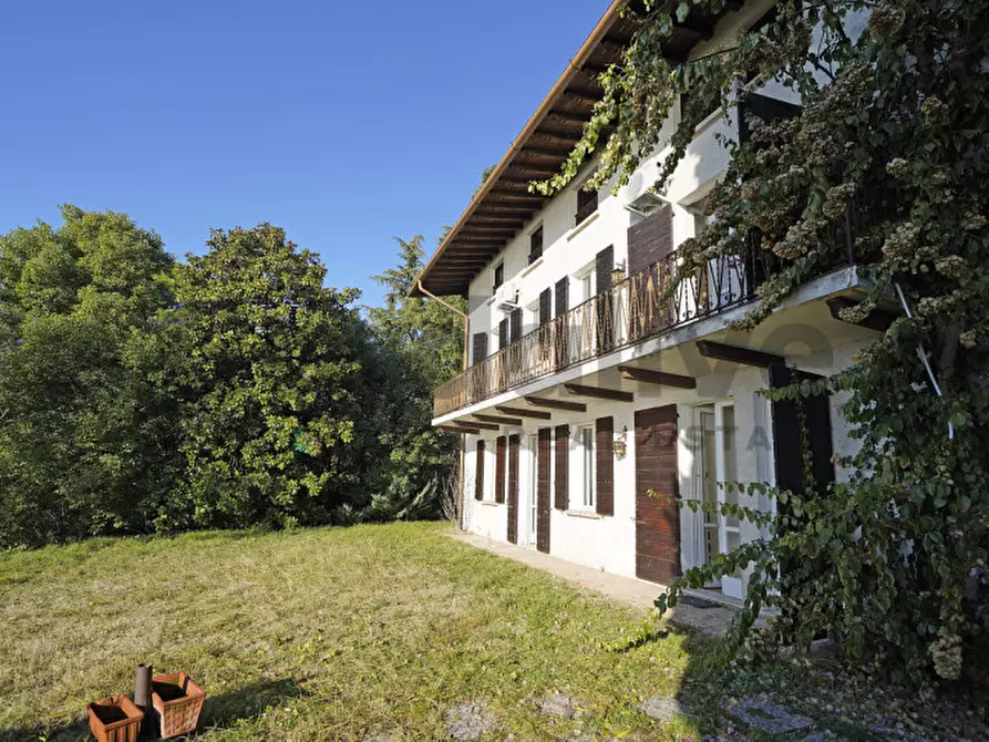 Immagine 36 di Appartamento in vendita  in Via Panoramica 33 a Gardone Riviera