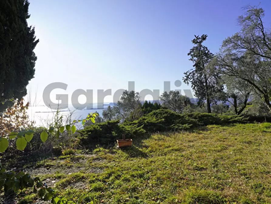 Immagine 43 di Appartamento in vendita  in Via Panoramica 33 a Gardone Riviera