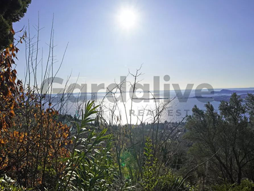 Immagine 44 di Appartamento in vendita  in Via Panoramica 33 a Gardone Riviera