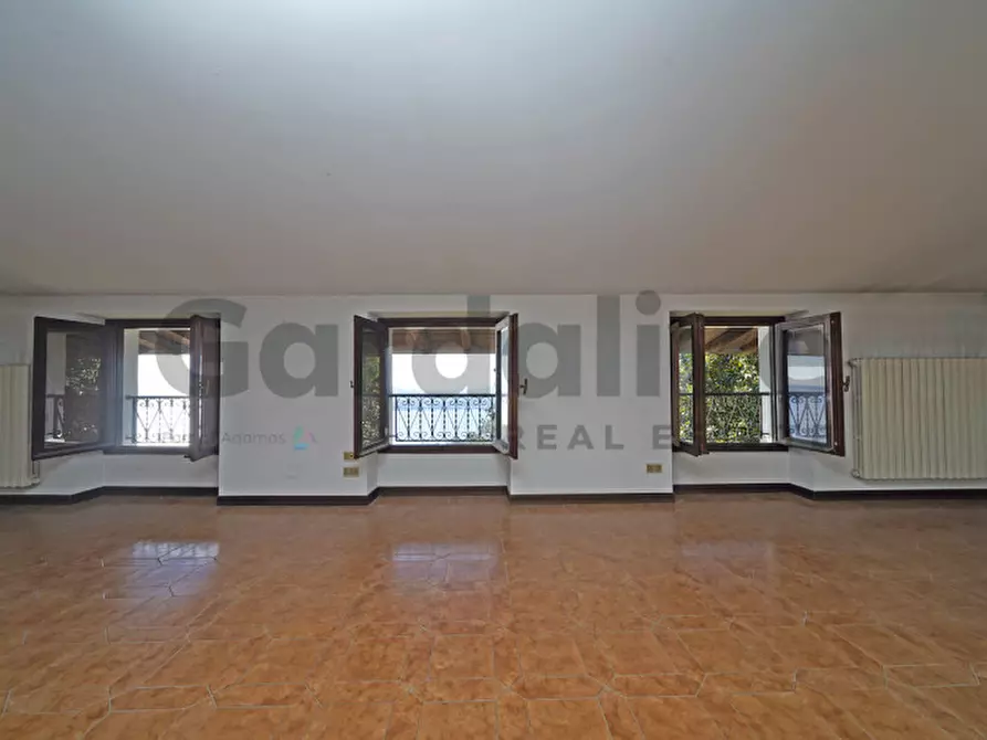 Immagine 52 di Appartamento in vendita  in Via Panoramica 33 a Gardone Riviera
