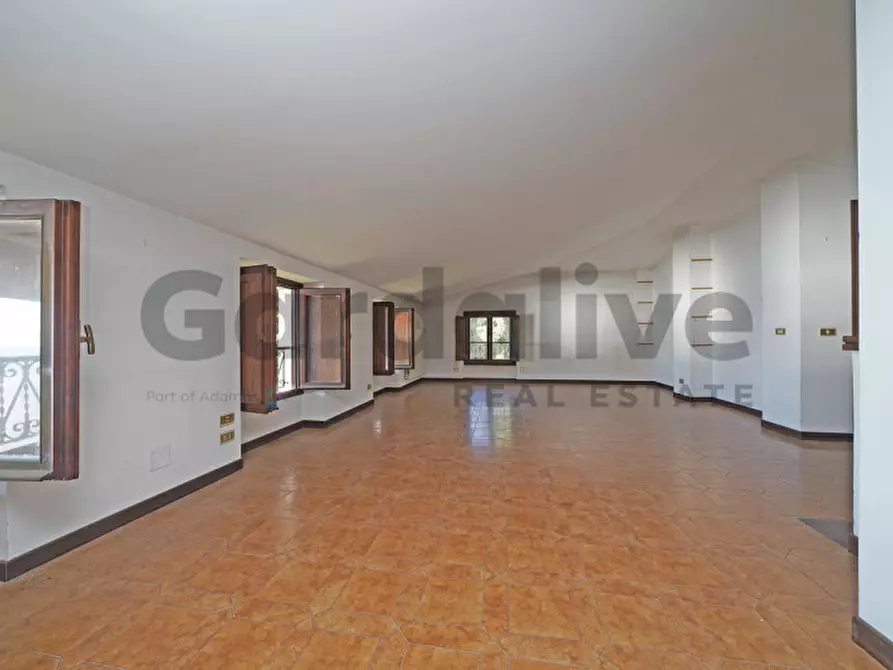 Immagine 53 di Appartamento in vendita  in Via Panoramica 33 a Gardone Riviera