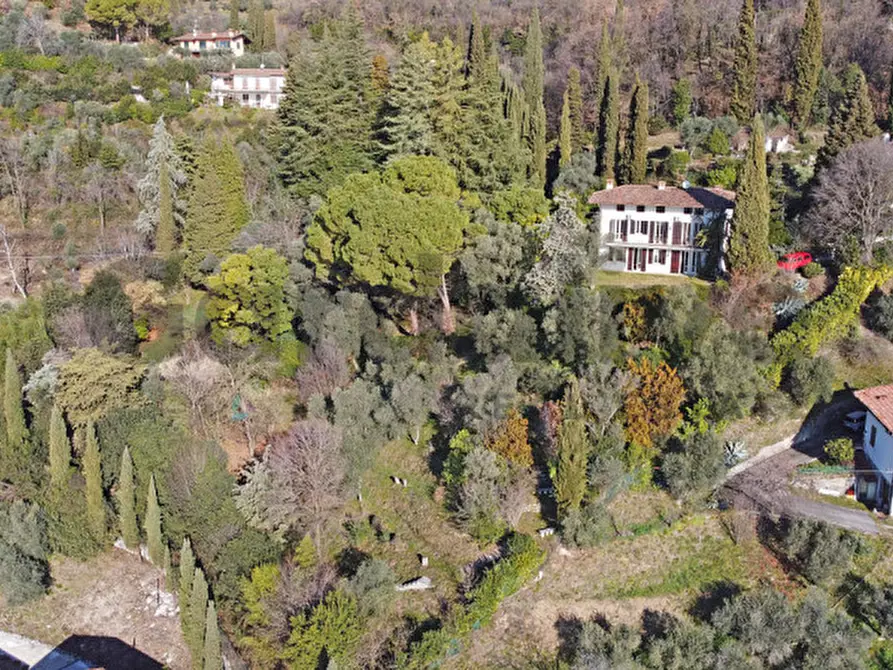 Immagine 55 di Appartamento in vendita  in Via Panoramica 33 a Gardone Riviera