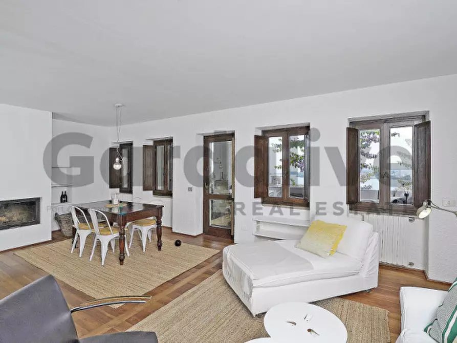 Immagine 7 di Casa indipendente in vendita  in Via Della Chiesa a Gardone Riviera