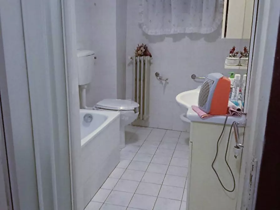 Immagine 21 di Appartamento in vendita  in Via Aretina a Montevarchi