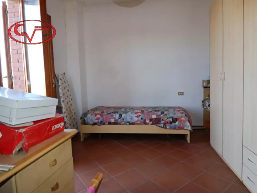 Immagine 21 di Villa in vendita  in via perelli a Bucine