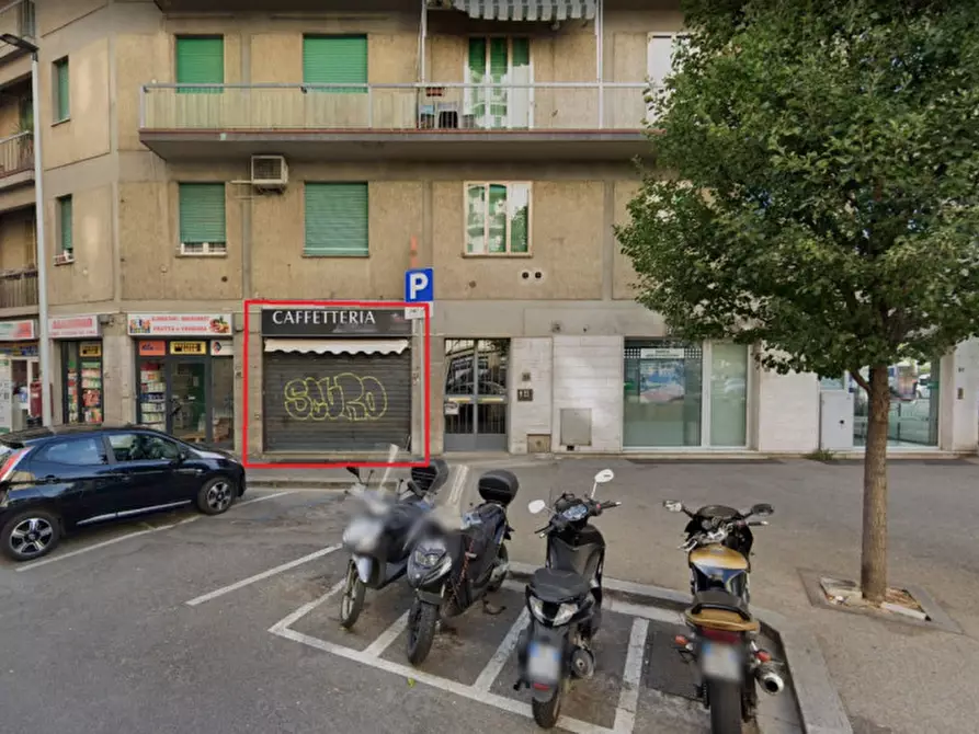Immagine 1 di Attività commerciale in vendita  in Via Casentino, N. 51 a Firenze