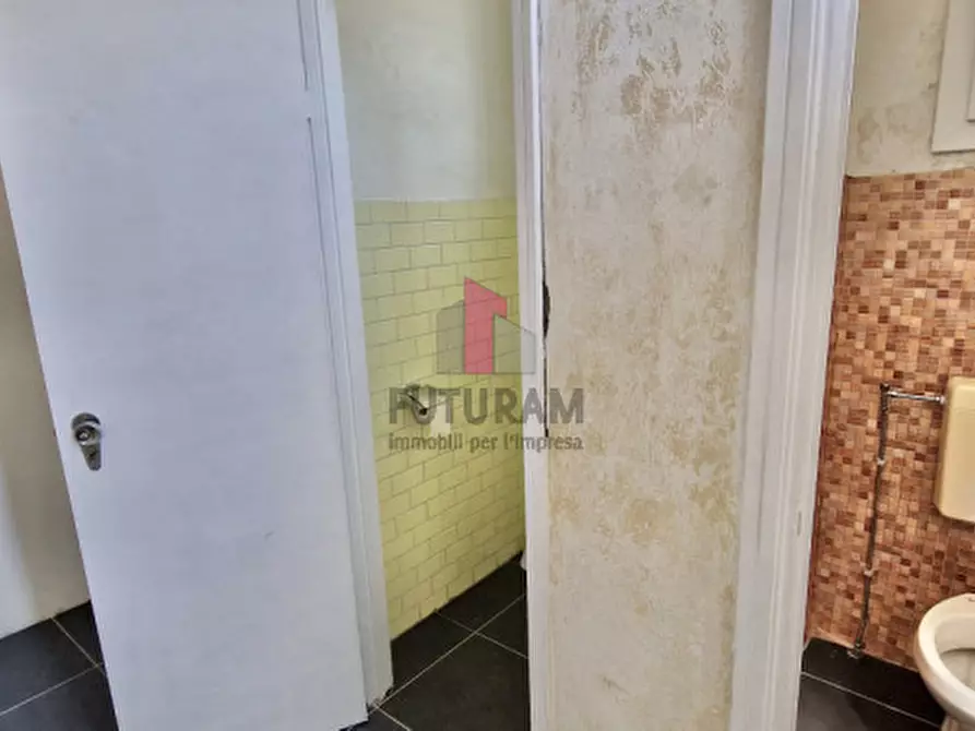 Immagine 9 di Ufficio in affitto  in viale dell'industria a Padova