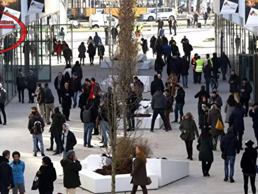 Immagine 4 di Negozio in vendita  in levanella a Montevarchi