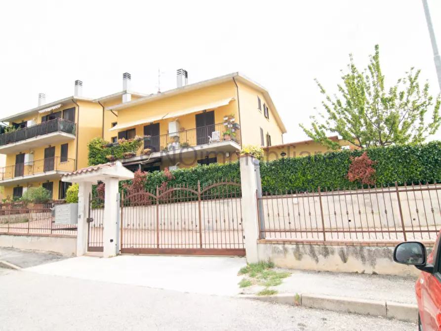 Immagine 1 di Appartamento in vendita  a Perugia