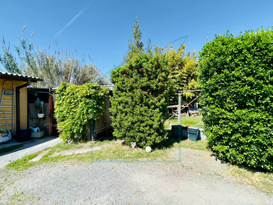 Immagine 1 di Casa bifamiliare in vendita  in via pellini 4 a Carrara