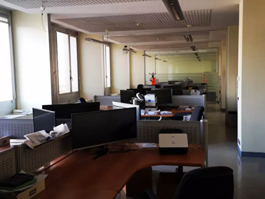 Immagine 7 di Ufficio in affitto  in Via Cristoforo Colombo 149 a Roma