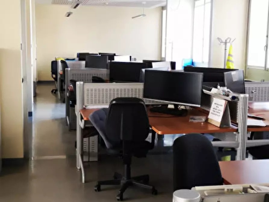 Immagine 8 di Ufficio in affitto  in Via Cristoforo Colombo 149 a Roma