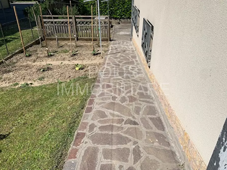 Immagine 20 di Villa in vendita  in VIA BEATO ANGELICO a Novi Di Modena