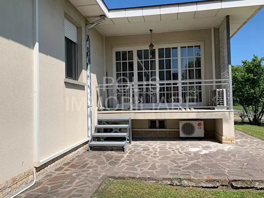 Immagine 21 di Villa in vendita  in VIA BEATO ANGELICO a Novi Di Modena