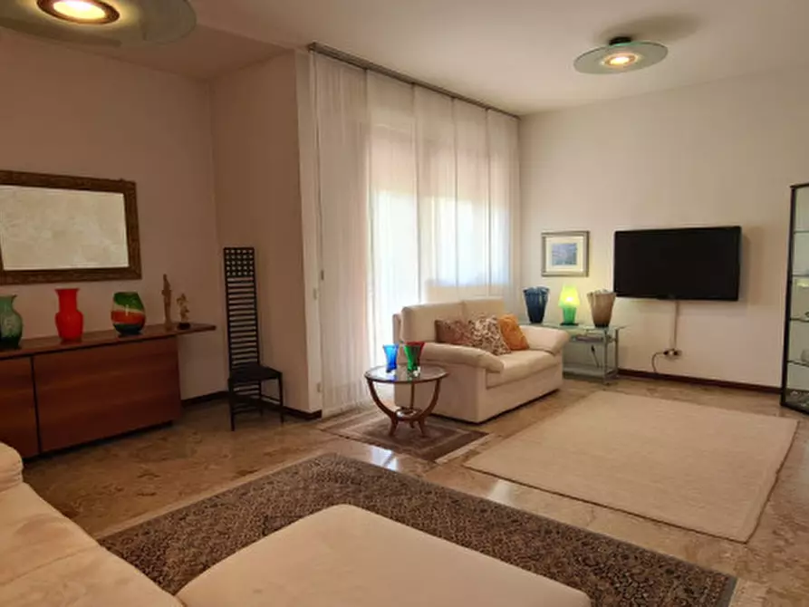 Immagine 13 di Casa bifamiliare in vendita  in Viale Italia a Castelfranco Veneto