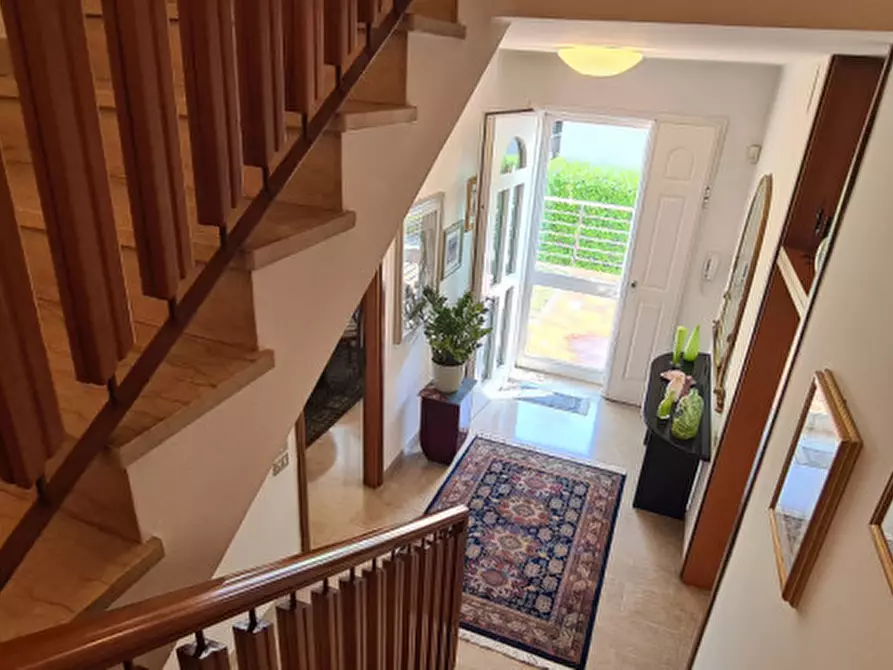 Immagine 20 di Casa bifamiliare in vendita  in Viale Italia a Castelfranco Veneto