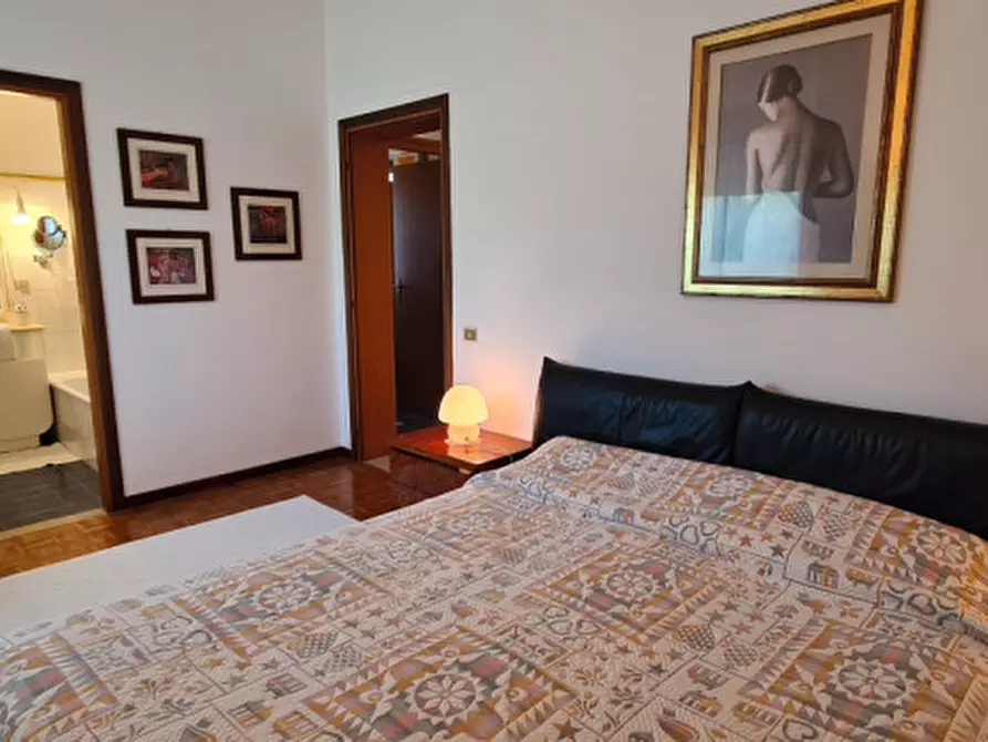 Immagine 24 di Casa bifamiliare in vendita  in Viale Italia a Castelfranco Veneto