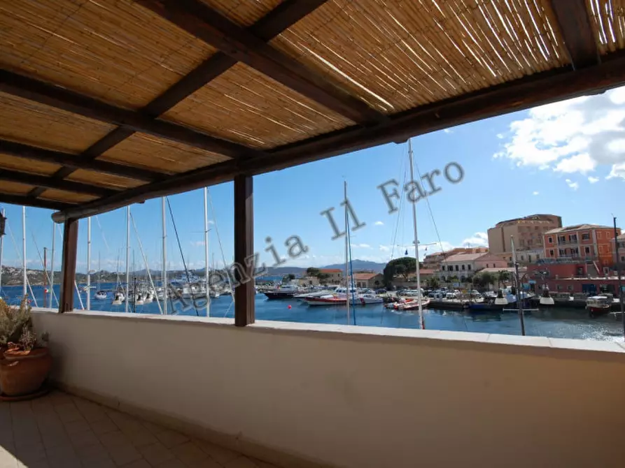 Immagine 4 di Attico in vendita  in Via Oberdan a La Maddalena