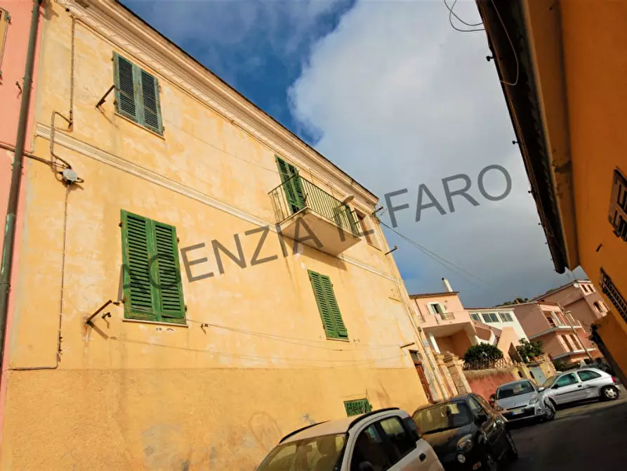 Immagine 2 di Casa indipendente in vendita  in Via Marconi a La Maddalena
