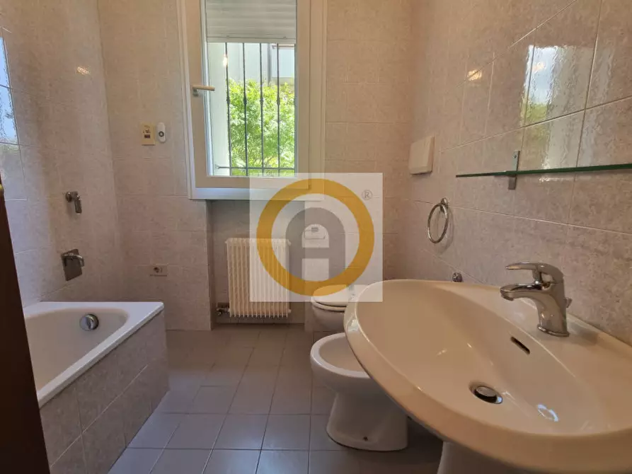 Immagine 6 di Appartamento in affitto  a Romano D'ezzelino