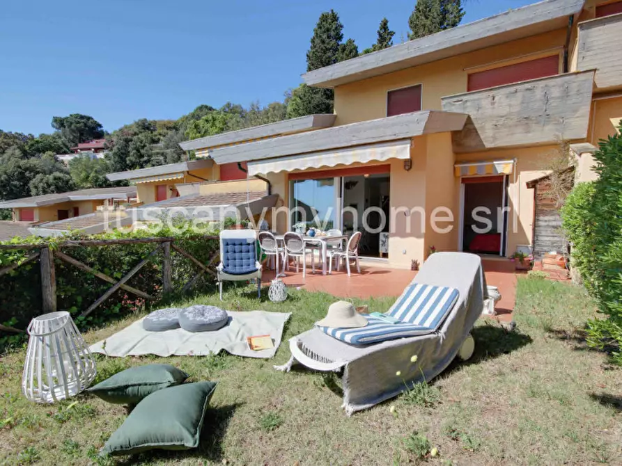 Immagine 19 di Appartamento in vendita  in Via Del Muschio 8 a Castiglione Della Pescaia