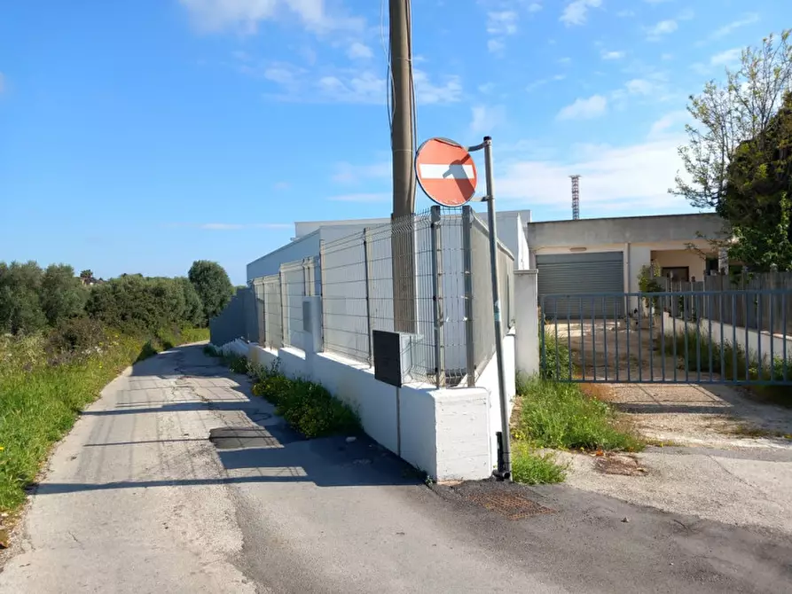 Immagine 29 di Capannone industriale in vendita  in SS. 16 Ostuni - Carovigno a Ostuni
