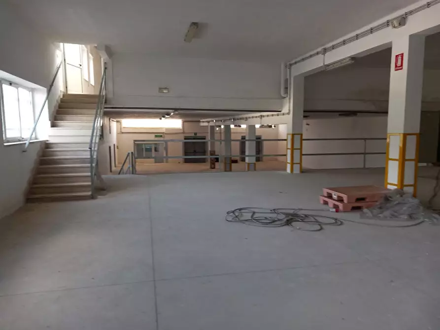 Immagine 32 di Capannone industriale in vendita  in SS. 16 Ostuni - Carovigno a Ostuni