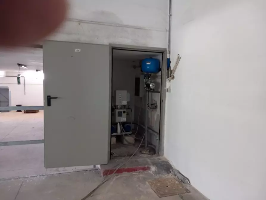 Immagine 36 di Capannone industriale in vendita  in SS. 16 Ostuni - Carovigno a Ostuni