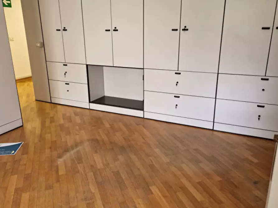 Immagine 8 di Ufficio in affitto  in VIA GIOBERTI a Firenze