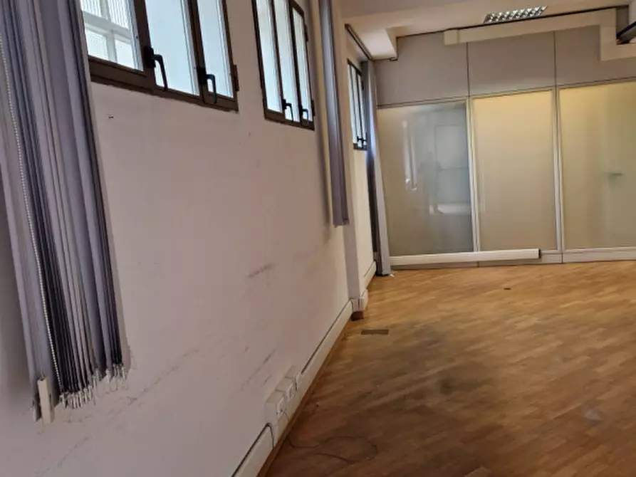 Immagine 13 di Ufficio in affitto  in VIA GIOBERTI a Firenze
