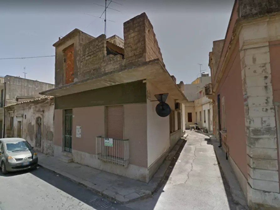 Immagine 1 di Casa indipendente in vendita  in via Galileo Galilei a Avola