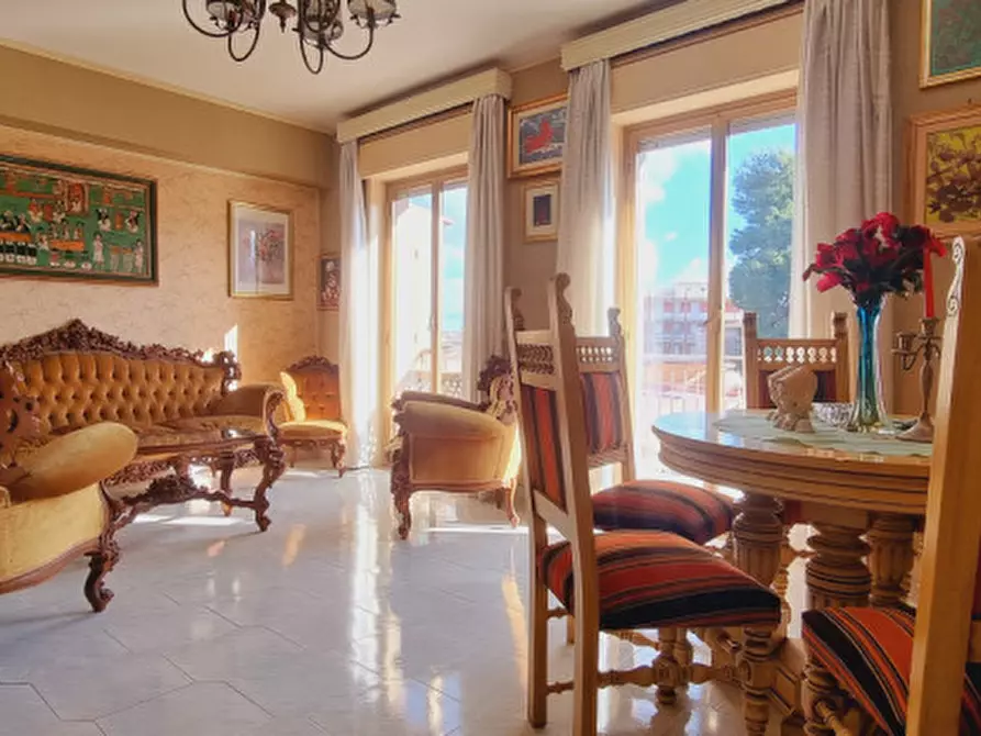 Immagine 2 di Appartamento in vendita  in Via Armado Curcio, 40 a Barcellona Pozzo Di Gotto