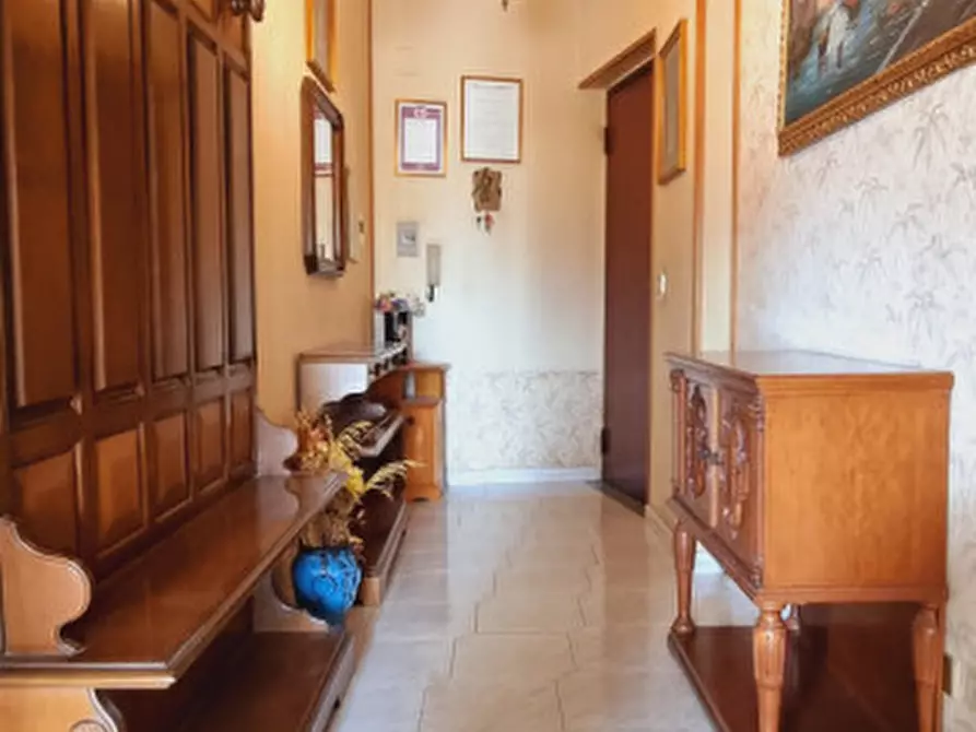 Immagine 6 di Appartamento in vendita  in Via Armado Curcio, 40 a Barcellona Pozzo Di Gotto