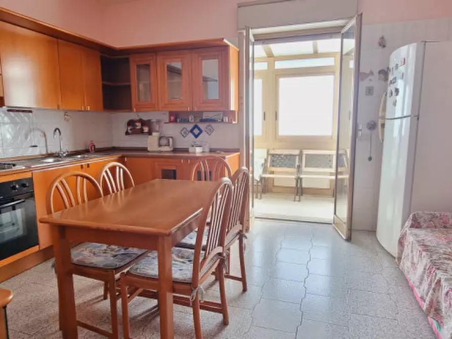 Immagine 7 di Appartamento in vendita  in Via Armado Curcio, 40 a Barcellona Pozzo Di Gotto