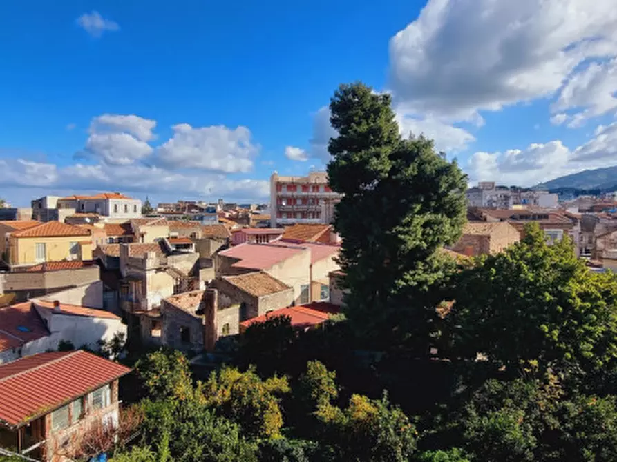 Immagine 25 di Appartamento in vendita  in Via Armado Curcio, 40 a Barcellona Pozzo Di Gotto