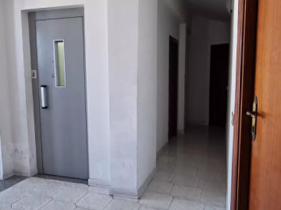 Immagine 33 di Appartamento in vendita  in Via Armado Curcio, 40 a Barcellona Pozzo Di Gotto