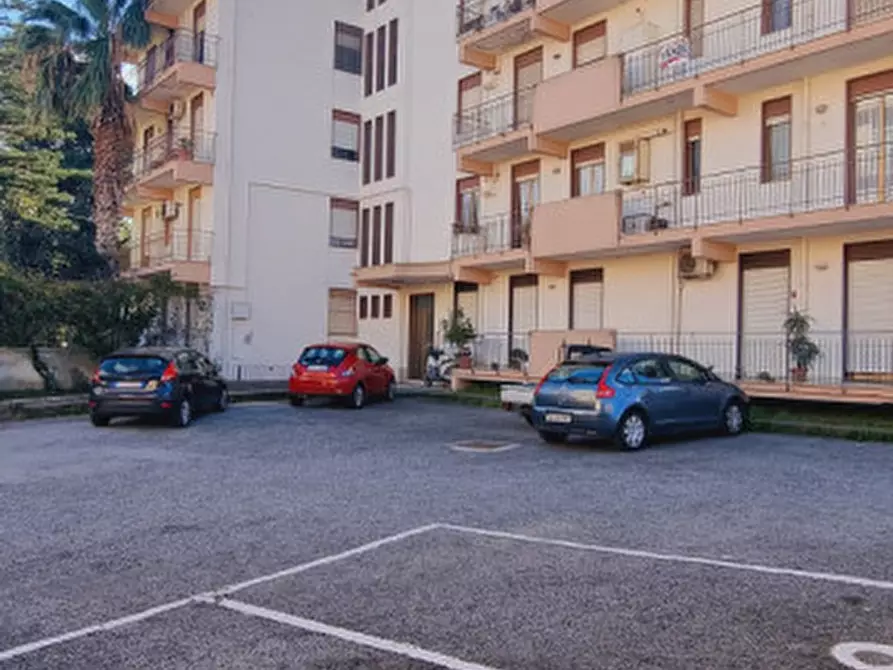 Immagine 36 di Appartamento in vendita  in Via Armado Curcio, 40 a Barcellona Pozzo Di Gotto