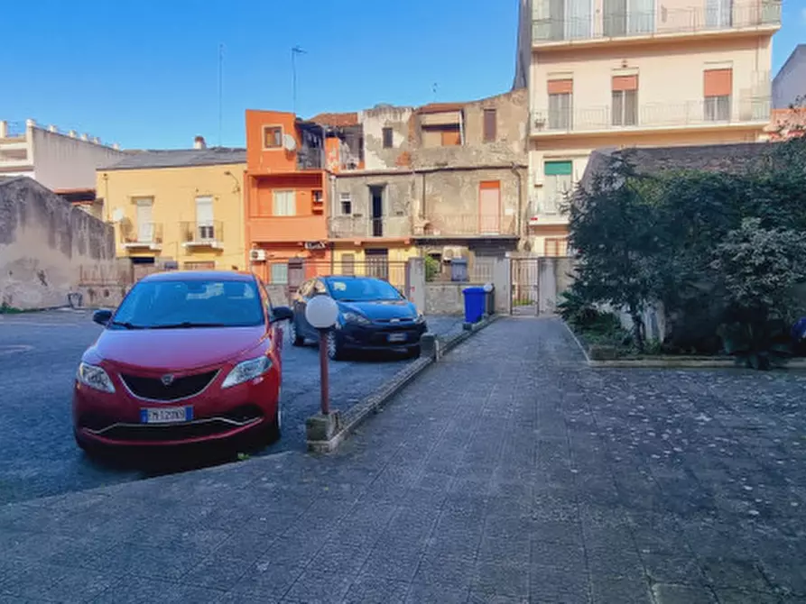 Immagine 44 di Appartamento in vendita  in Via Armado Curcio, 40 a Barcellona Pozzo Di Gotto