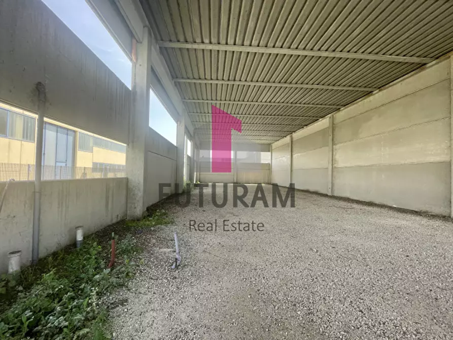 Immagine 3 di Capannone industriale in vendita  in VIA ROMA 1 a Sant'angelo Di Piove Di Sacco