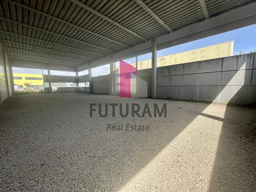 Immagine 8 di Capannone industriale in vendita  in VIA ROMA 1 a Sant'angelo Di Piove Di Sacco