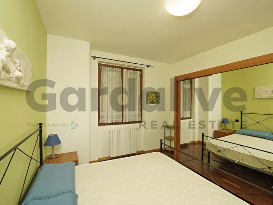 Immagine 8 di Appartamento in vendita  a Gardone Riviera