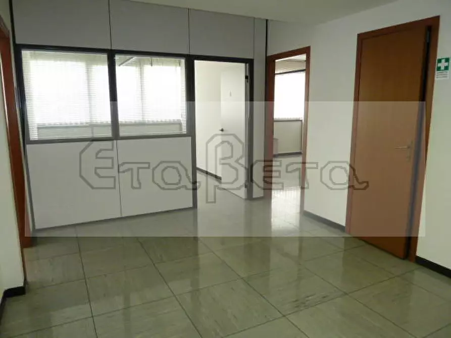 Immagine 3 di Ufficio in vendita  in Corso Stati Uniti a Padova