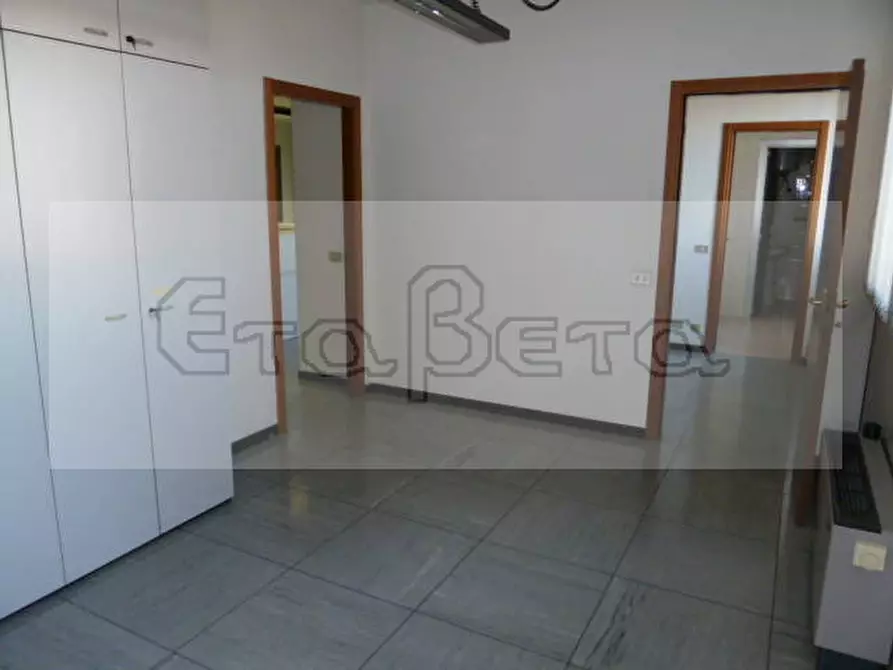 Immagine 17 di Ufficio in vendita  in Corso Stati Uniti a Padova