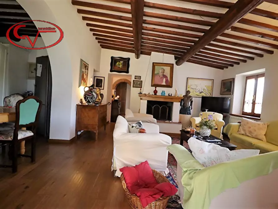 Immagine 21 di Villa in vendita  in vald'ambra a Bucine